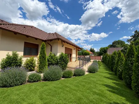 Eladó családi ház, Gödöllő 5 szoba 145 m² 152.5 M Ft