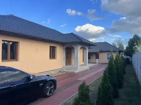 Eladó új építésű családi ház, Veresegyház 4 szoba 147 m² 109.9 M Ft